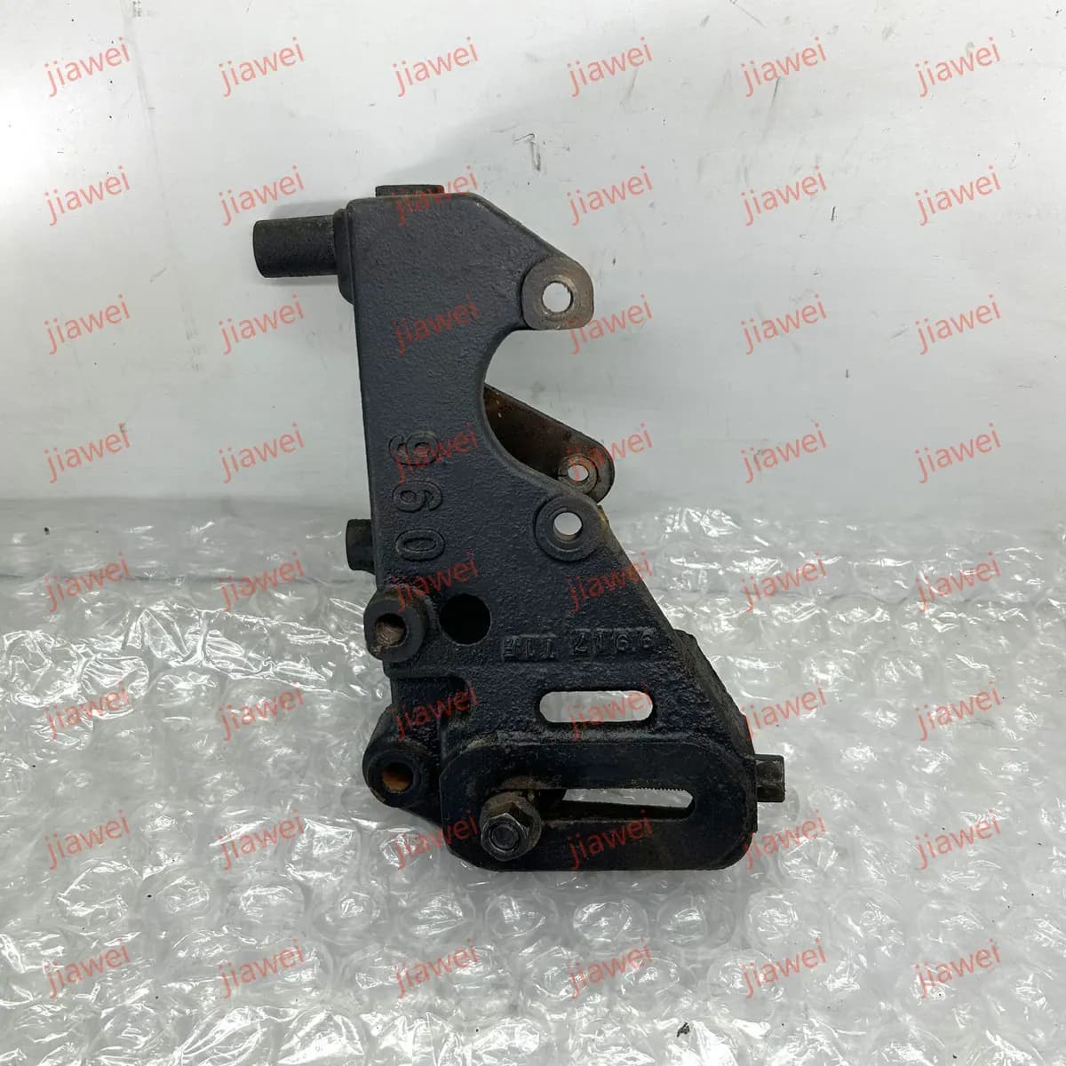 PS Pump Bracket | OE MR519446 | Mitsubishi | Suspension Systems